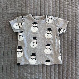 Gray Snowman Kids T-Shirt